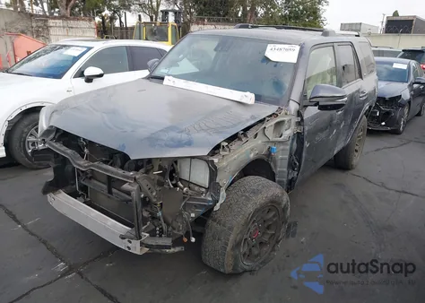 2023 Toyota 4Runner Sr5 Premium z USA, uszkodzony, nr VIN JTEFU5JRXP5283041